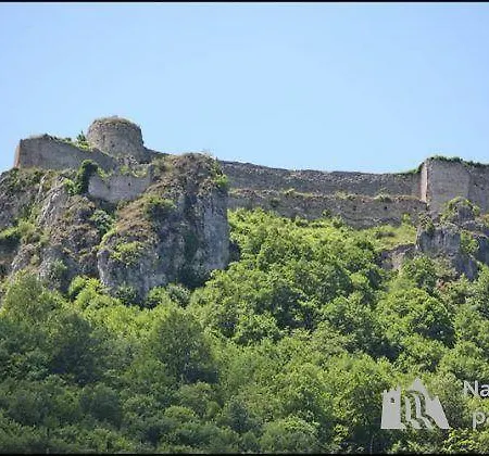Hills Inn